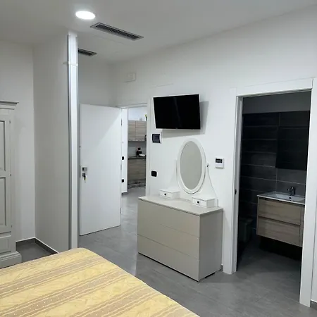 Alojamento de Acomodação e Pequeno-almoço In Family Cotronei