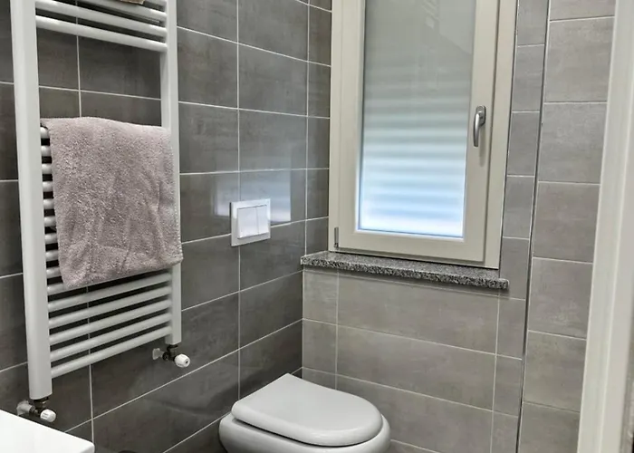 Alojamento de Acomodação e Pequeno-almoço In Family Cotronei